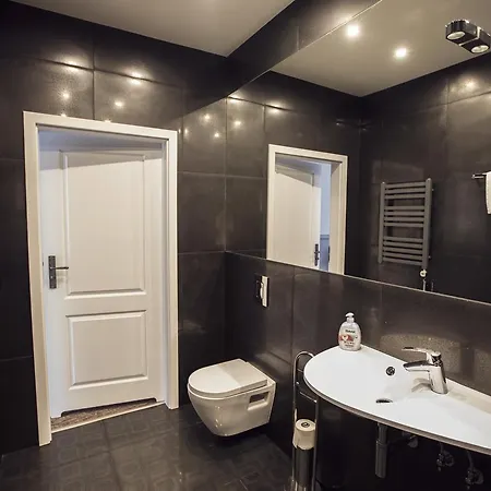 Bristol Lägenhetshotell 4*