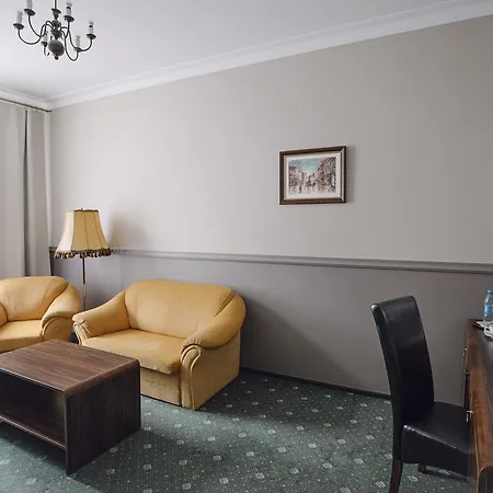Apartmanhotel Bristol 2*