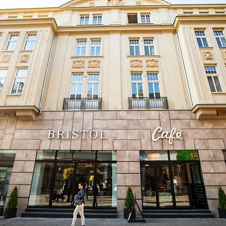 Bristol Apart Otel 4*